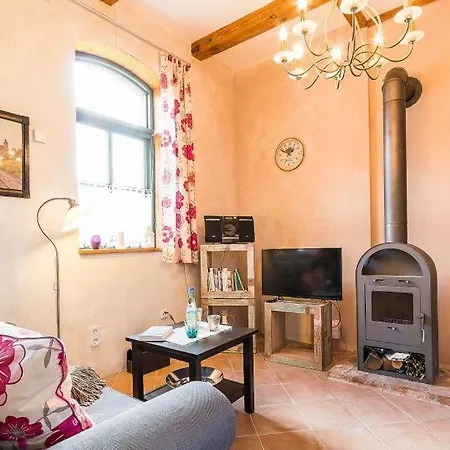 Holiday home Alte Tischlerei 02 *